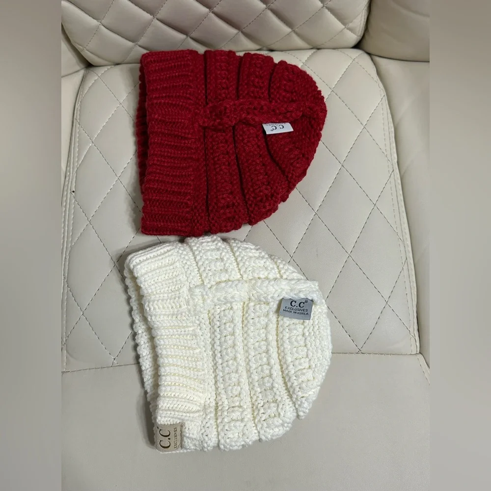 C.C kids beanies red & cream